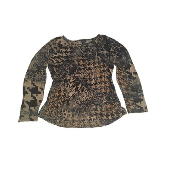 Basic Editions top Womens Medium camo pullover jungle animal pixelated graphic - Picture 1 of 6